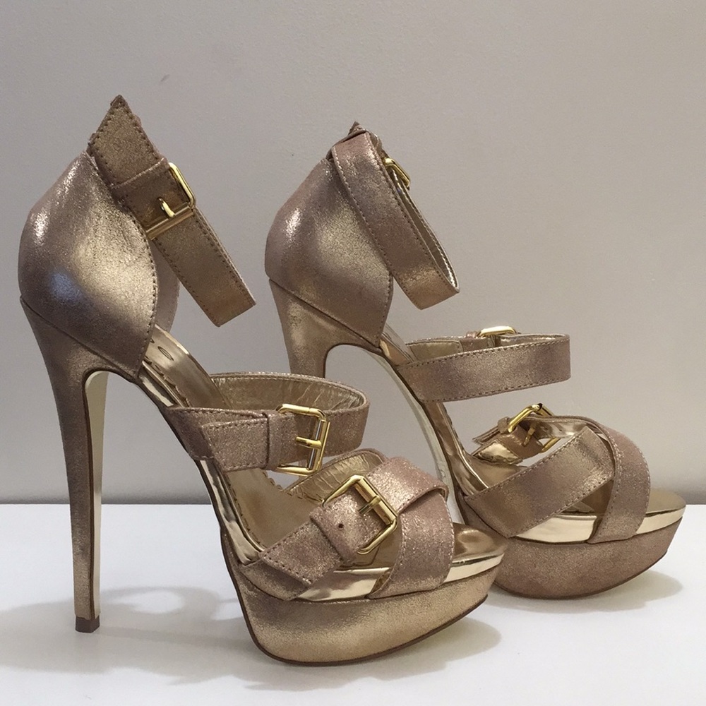 BEBE - Picture 2 of 3